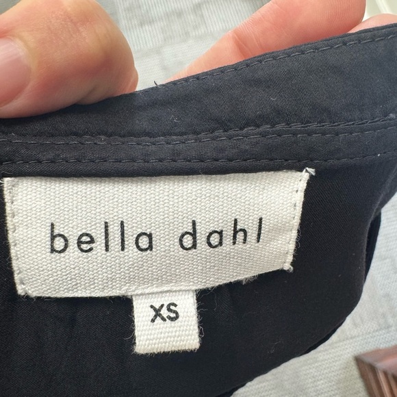 Bella Dahl Black Crewneck Pocket EcoVero Tee, size XS - Picture 7 of 8